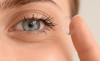 Kontaktlinsen pausieren